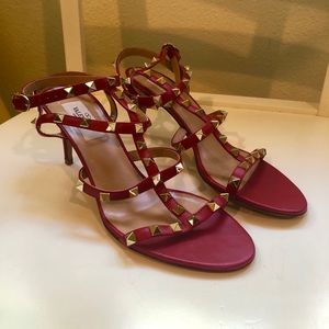 ❤️SOLD❤️Valentino red studded strappy heels